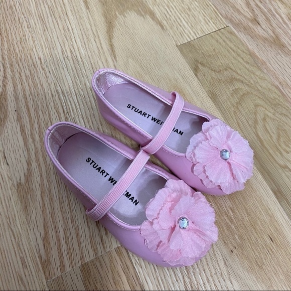 Stuart Weitzman Baby Bud Floral Toe Shoes Sz 4 - Picture 1 of 3